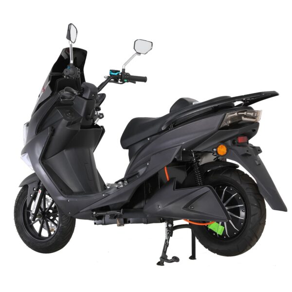 Nitro EV - Image 4